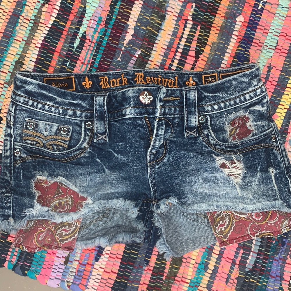 Rock revival Jean shorts 25
